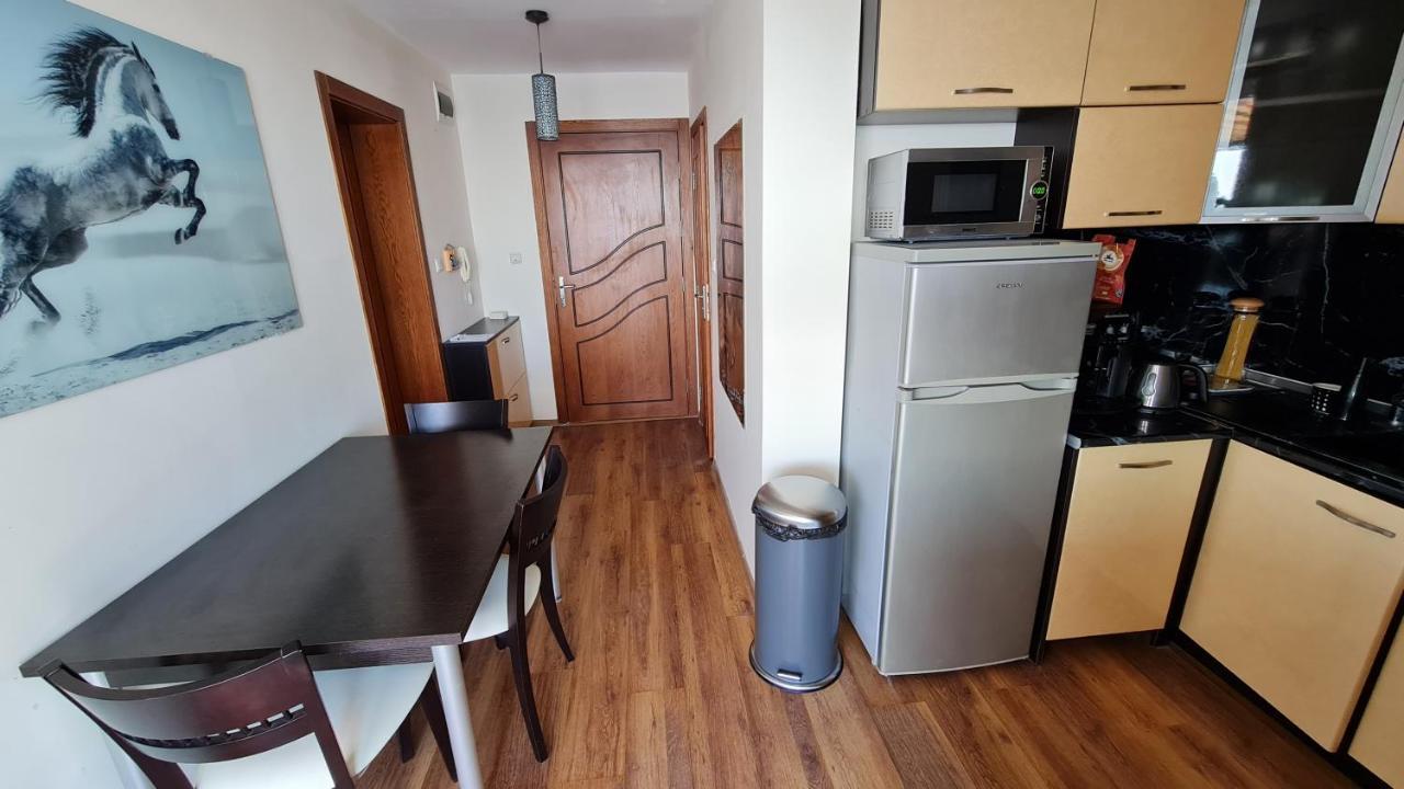 Magic Sea View Apartment Tsarevo Bagian luar foto