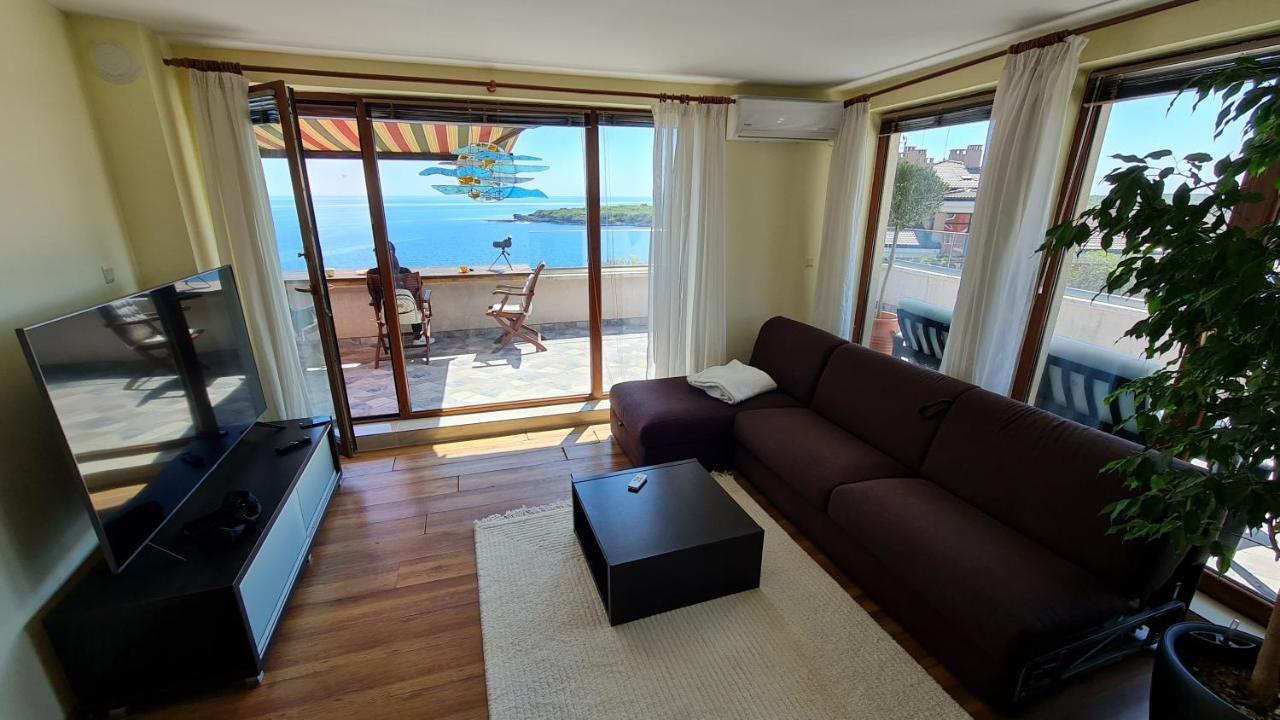 Magic Sea View Apartment Tsarevo Bagian luar foto