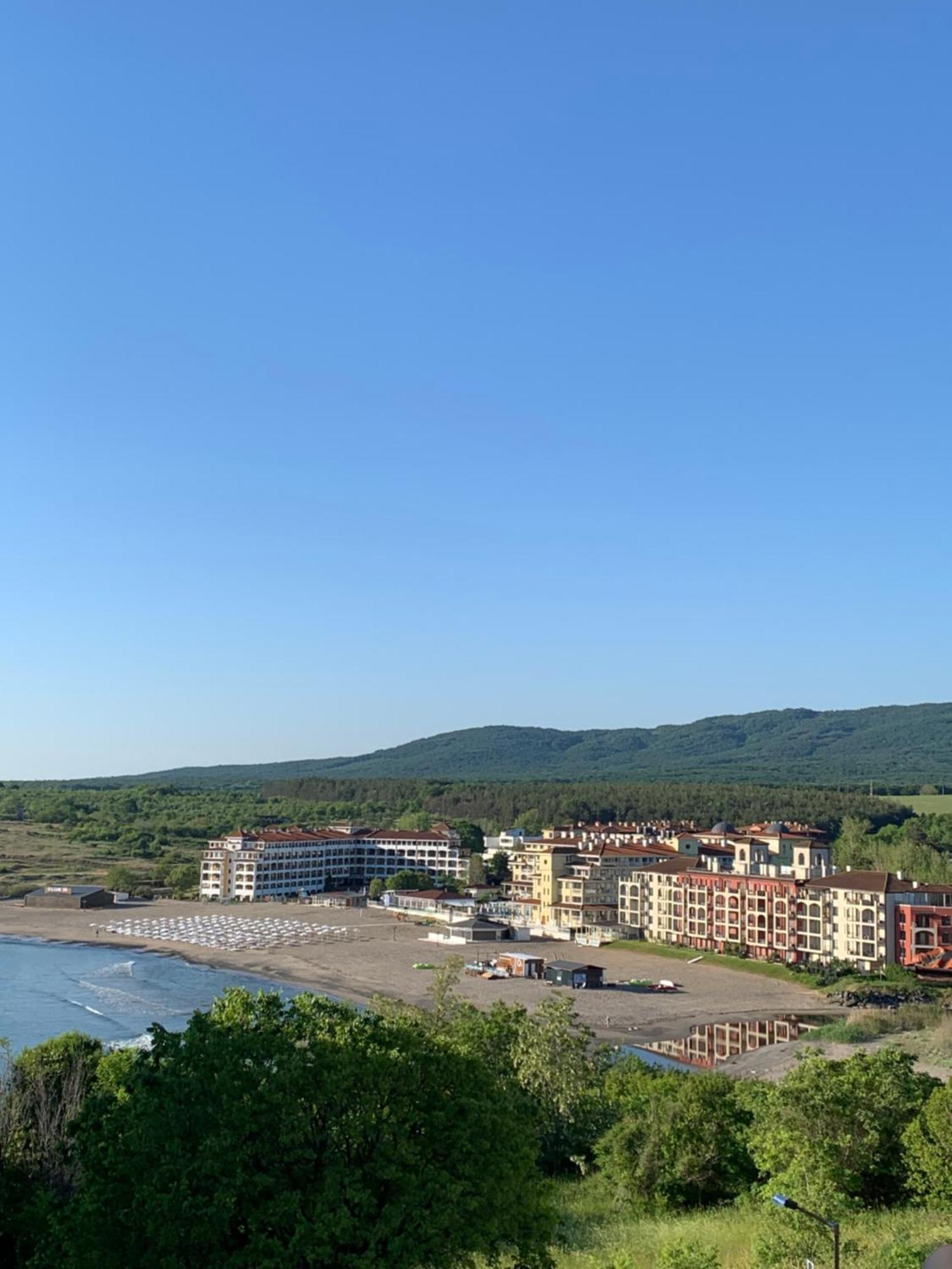 Magic Sea View Apartment Tsarevo Bagian luar foto